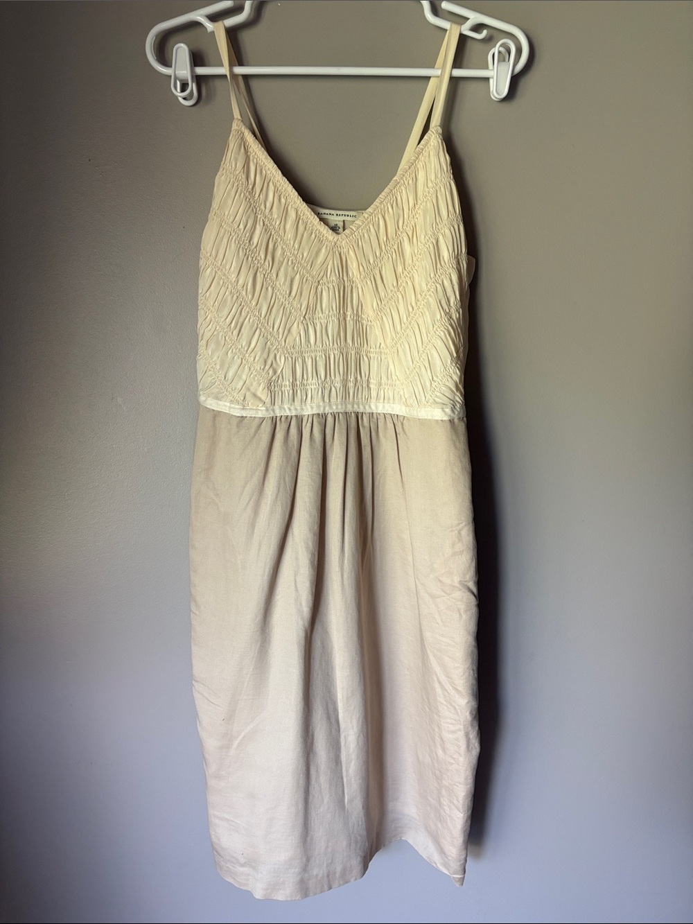 Banana Republic Women’s Champagne/Taupe Ruched Silk/Linen Midi Dress